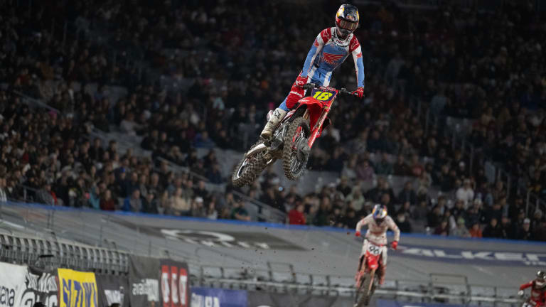Supercross: Roczen becomes 5th unique winner in 2024, climbs into all-time top-10